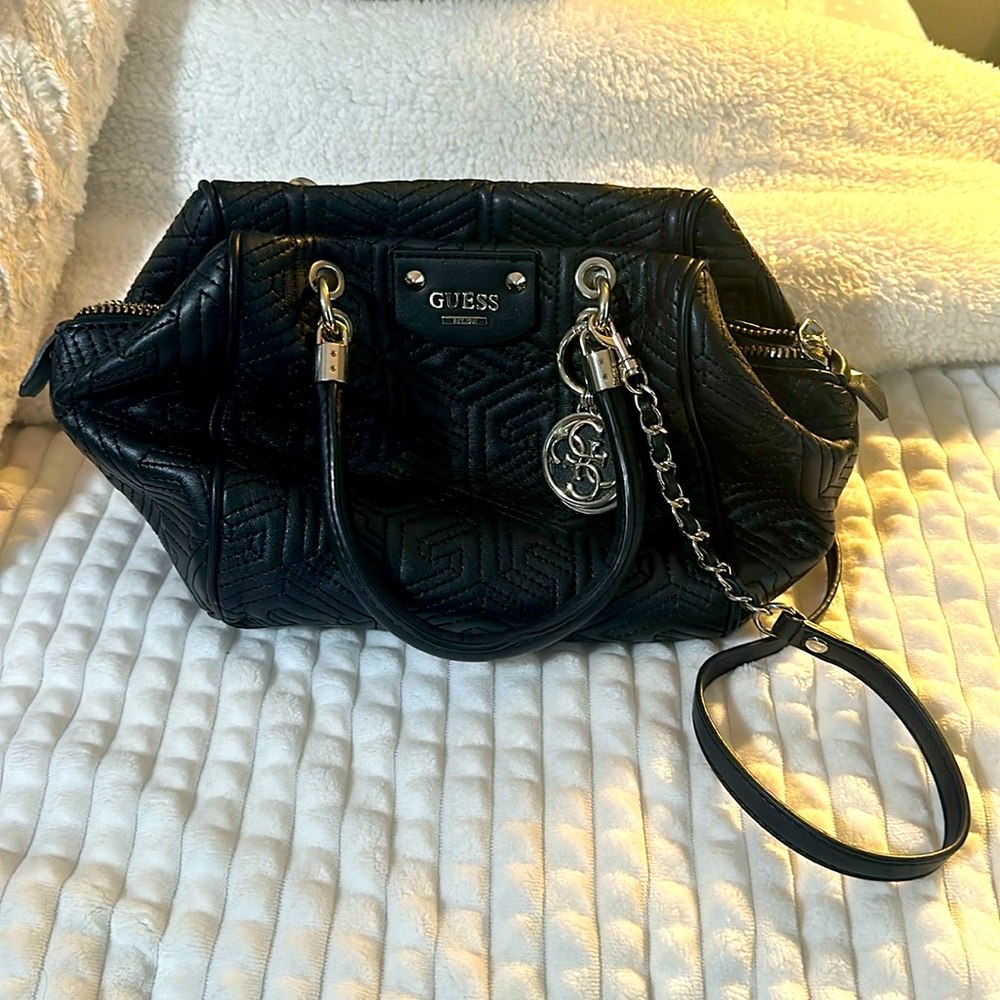 Guess Sexy Satchel Handbag Gold Chain Details Quilted Studded Black Leather Mint